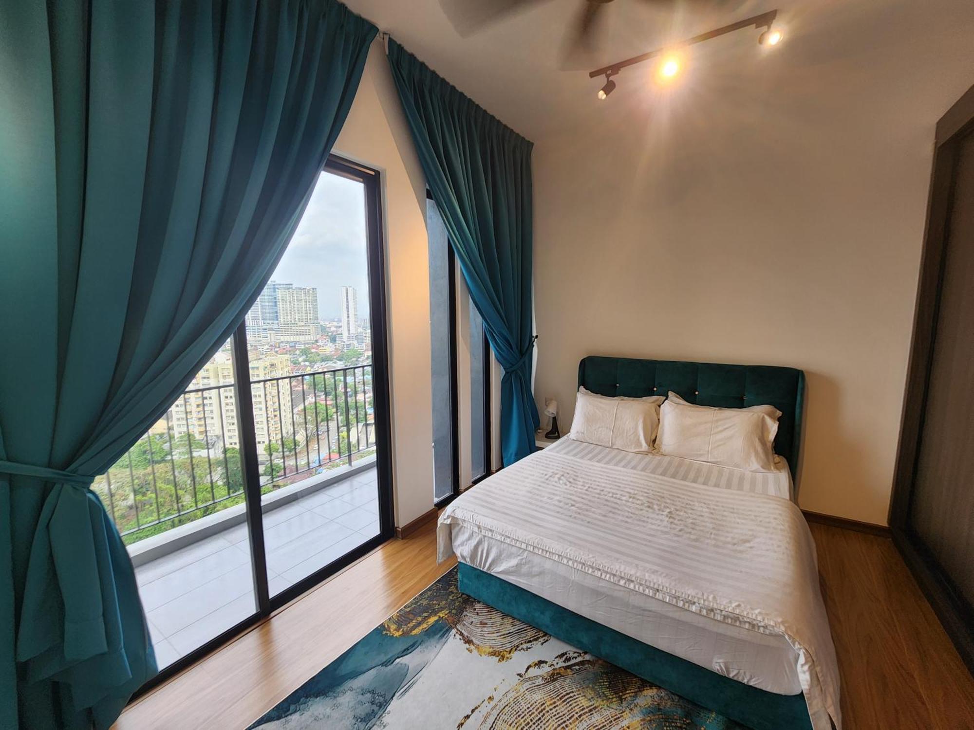 Beacon Executive Suites Джорджтаун Экстерьер фото
